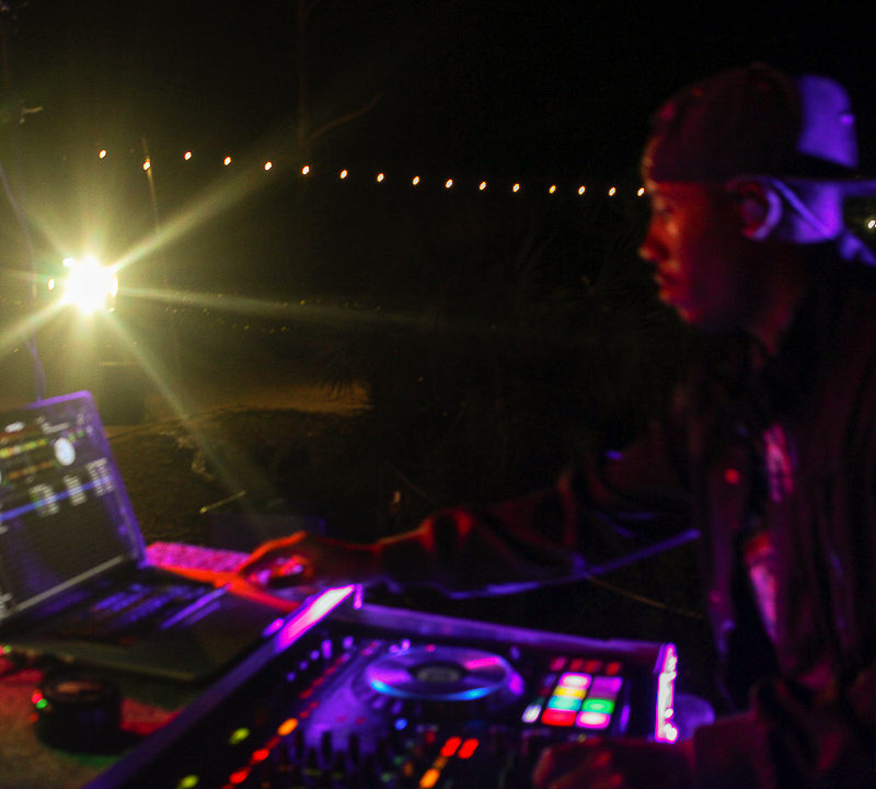 DJ Ignite - Bahamas inside the Festival with PlayMas.Today