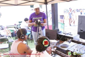 The Original Video Podcast Architecture: Circa 2007. Long before 'streaming' was a corporate buzzword, we were in the field managing multi-cam setups, live audio mixing, and 72-hour exclusivity windows. This wasn't just content creation; it was the birth of the Video-Premium distribution model we see today on Netflix and iHeart.